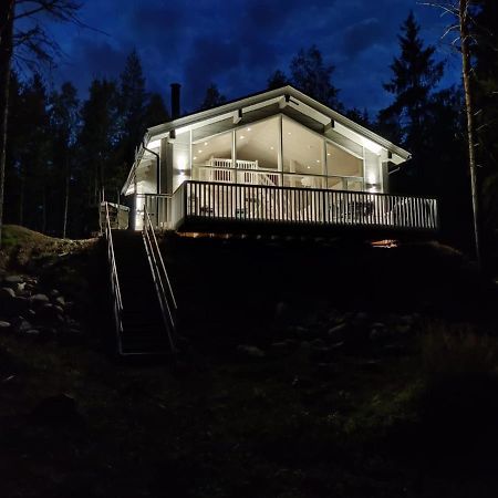 Villa Sirius Sieri, Nice Log-Cottage By The Lake Рованиеми Экстерьер фото